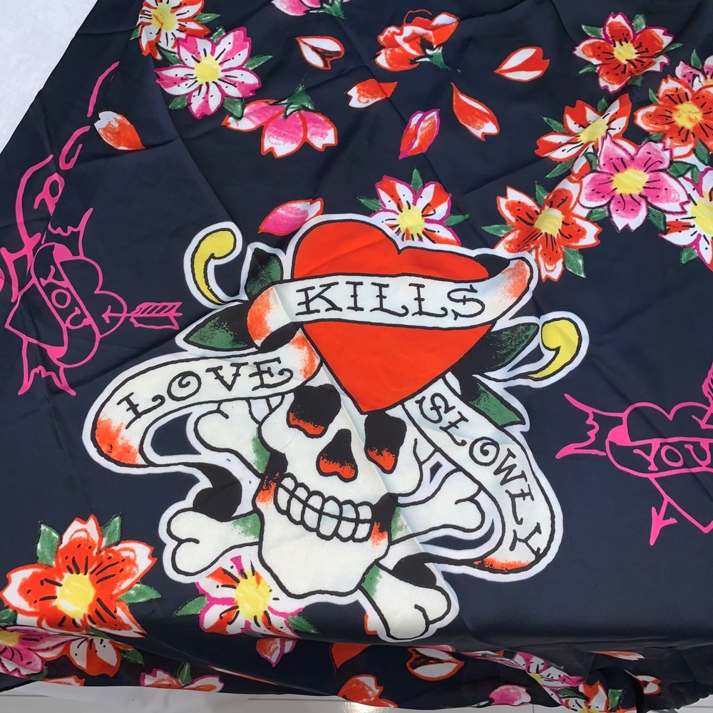 Ed Hardy 4 ways to wear skull silky black red scarf 42 inches x‎ 42 inches new